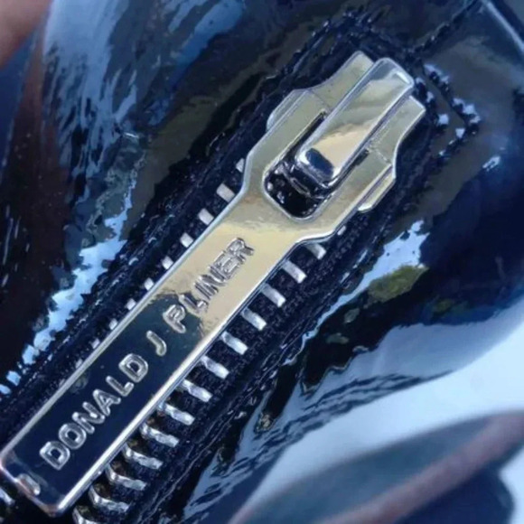 Donald J Pliner Womens Ashlyn Heel Size 8 M Black Zip up Peep-Toe - Picture 9 of 10